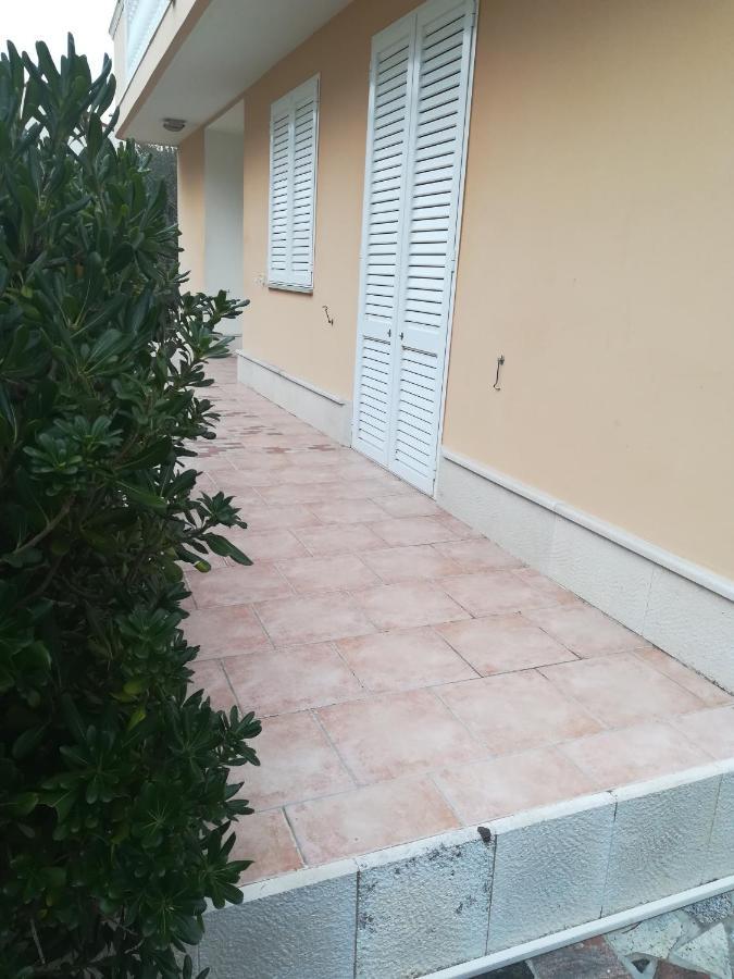 Apartments By The Sea Novalja, Pag - 17973 Bagian luar foto